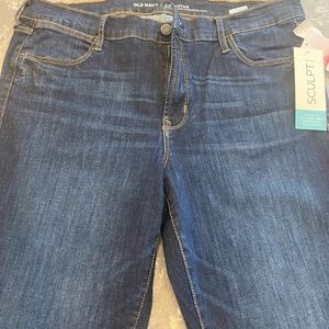 NWT Old Navy Rockstar Flare jeans